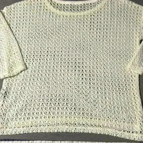 Aerie White Crochet Knit 3/4 sleeve Pullover Sweater Top Womens size Small - Picture 10 of 11